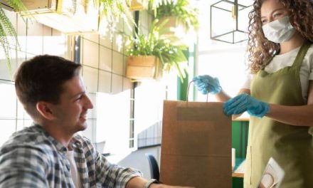 Mazo uzņēmumu produktu un darbaspēka ārpakalpojumu priekšrocības